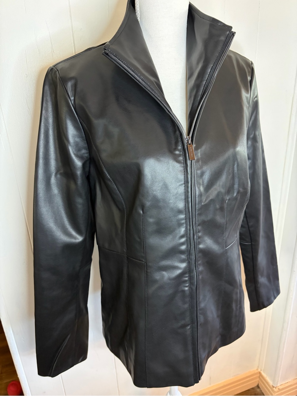 Kenneth Cole Black Faux Leather Zip Jacket Size L